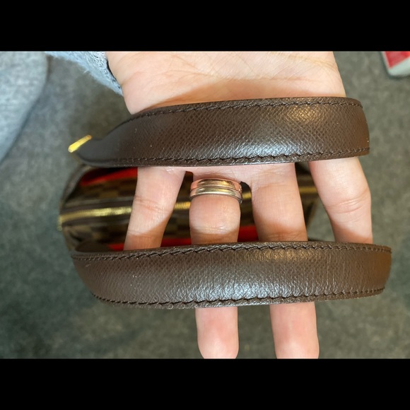 Authentic Louis Vuitton Belem MM - Picture 8 of 13